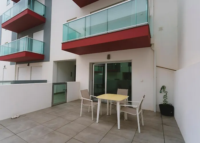 Apartment 104 - Supertubos